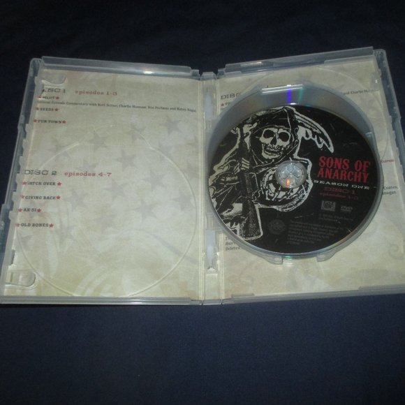 Sons of Anarchy- Season 1 (DVD, 2008, 4-Disc Set) - Picture 2 of 5